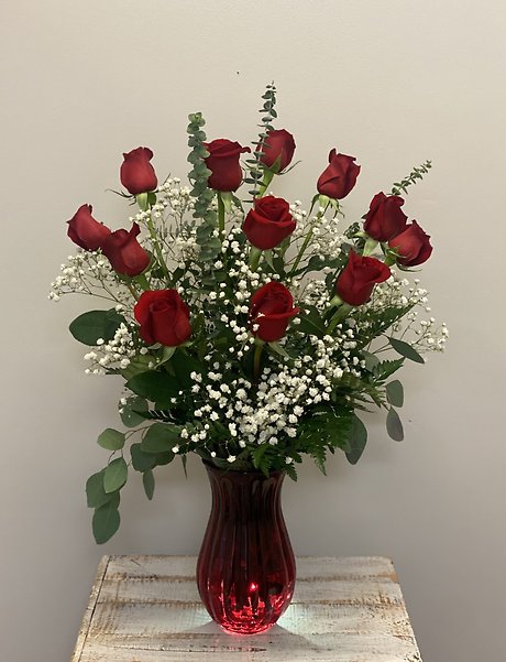 Dozen Long-Stemmed Valentine\'s Roses
